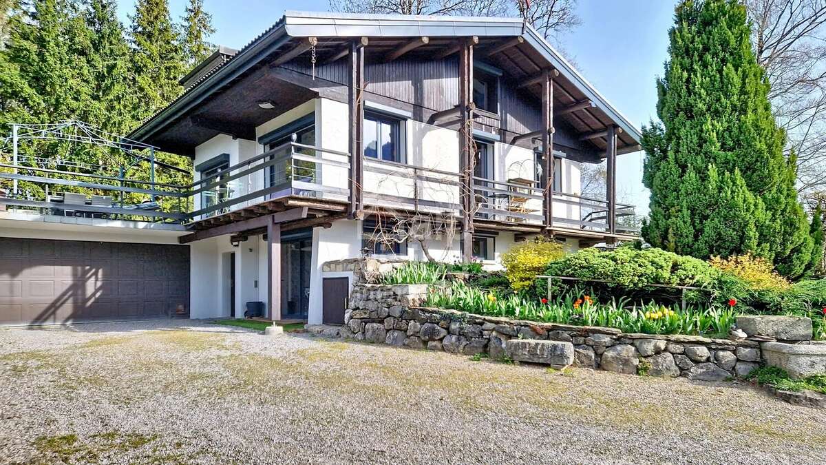 Maison à CHEVENOZ