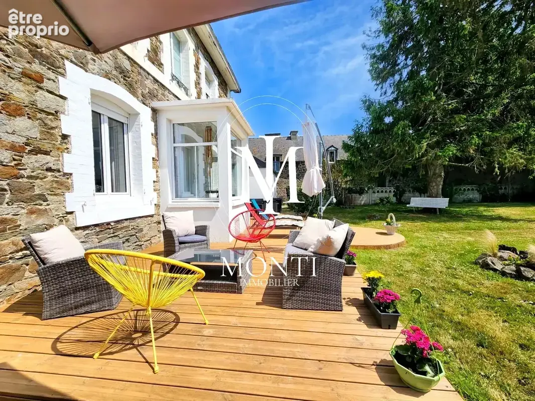 Maison à LE VIVIER-SUR-MER