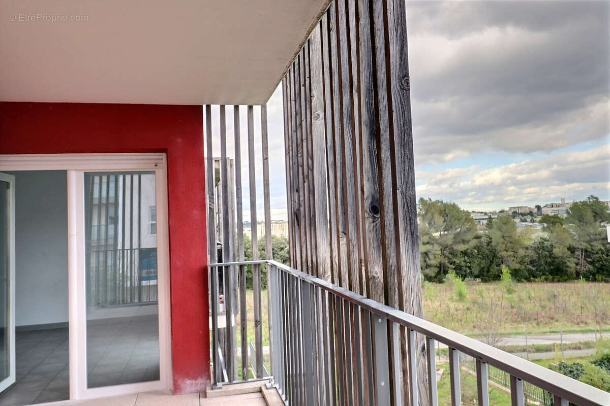 Appartement à JUVIGNAC