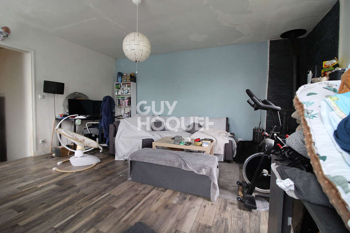 Maison à CHAUMES-EN-BRIE