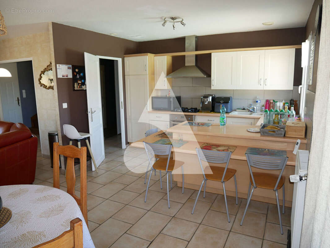 Maison à SAINT-SERNIN-DU-BOIS