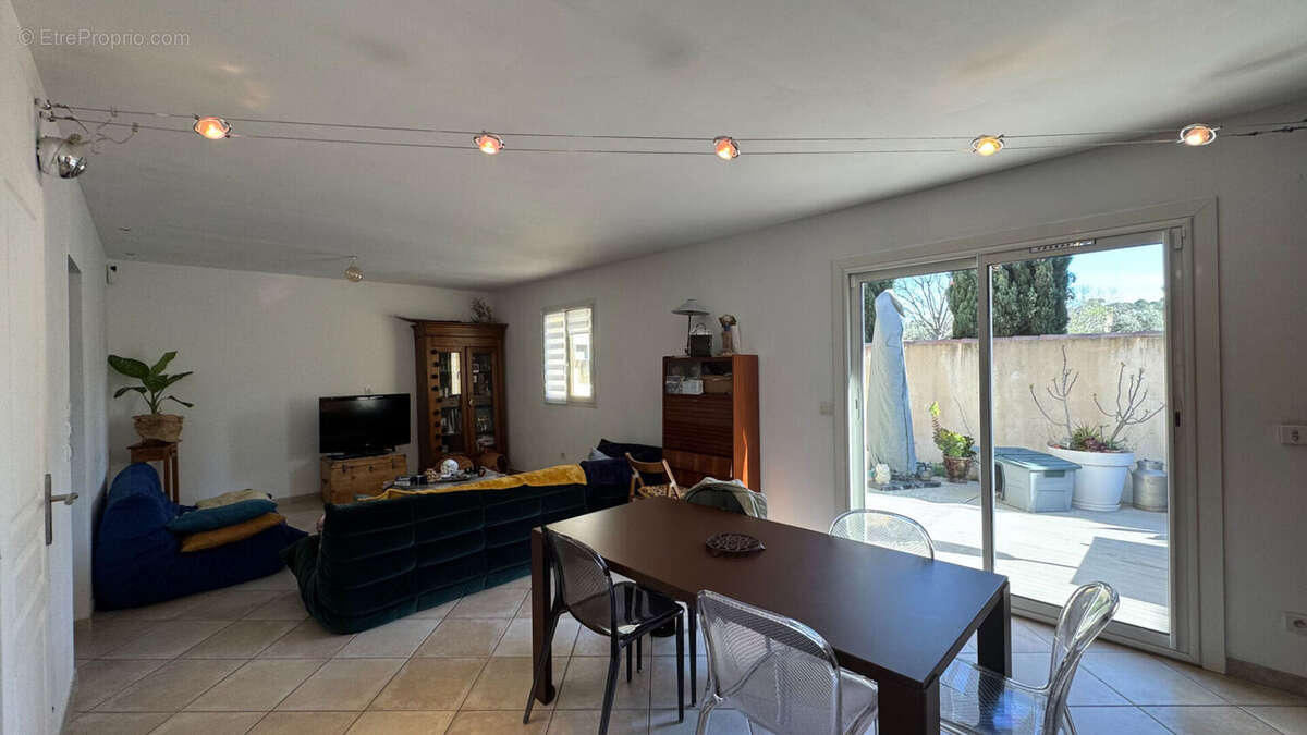 Maison à ENSUES-LA-REDONNE