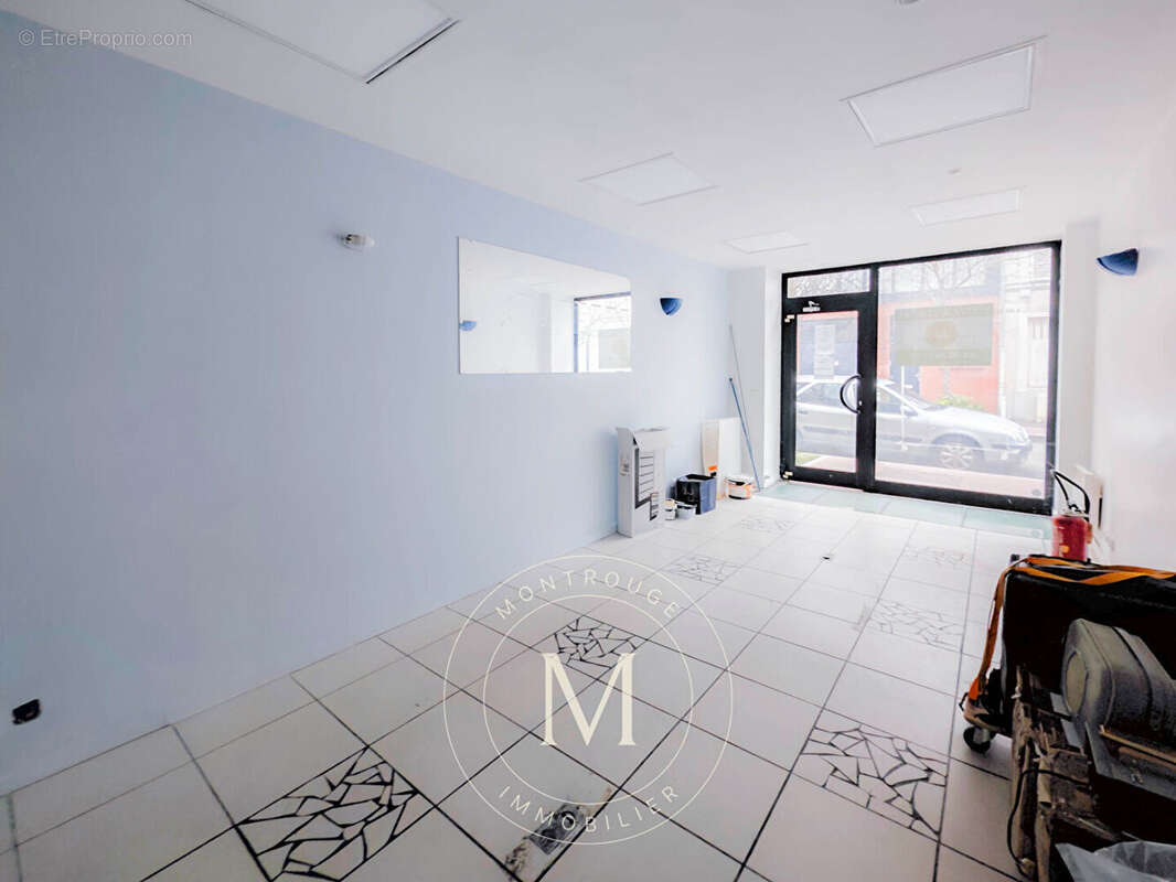 Commerce à MONTROUGE