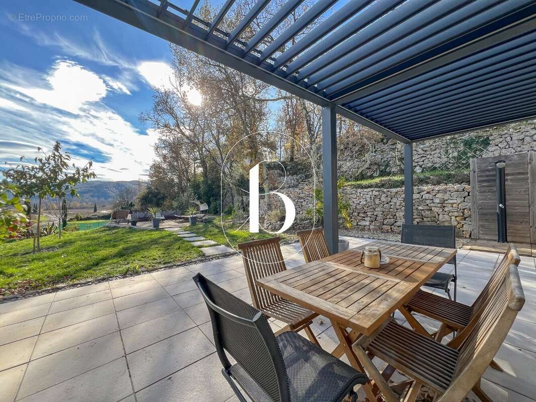 Maison à SAINT-ALBAN-AURIOLLES