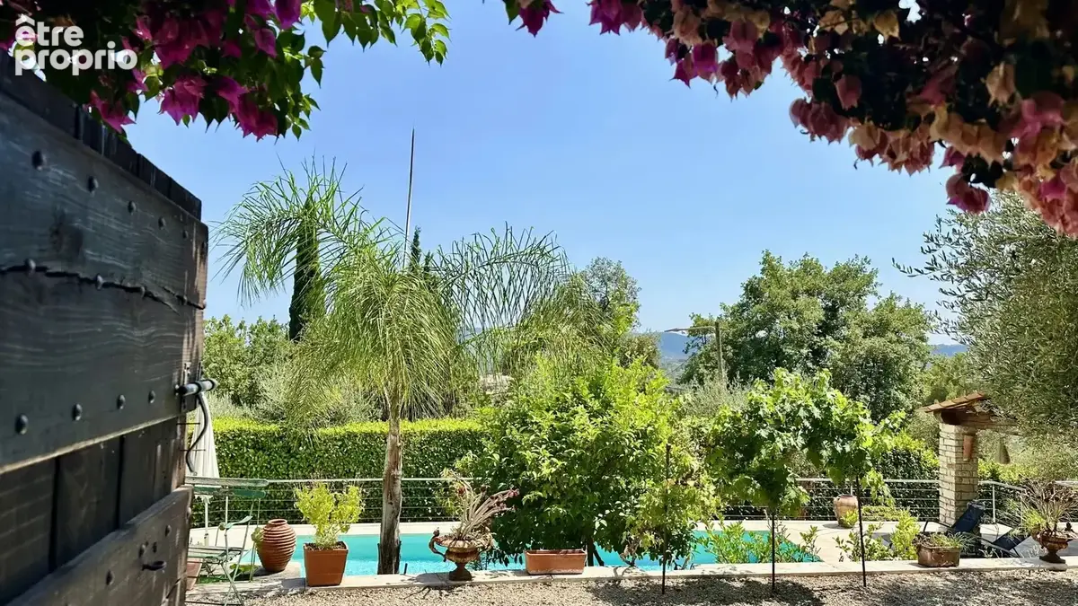 Villa de charme avec vue panoramique et piscine – Le Tignet - photo 12