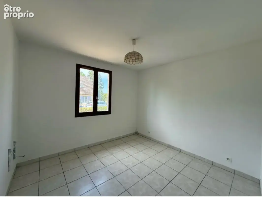 Maison de plain-pied, 3 Chambres, proximité centre ville, cadre naturel - photo 7