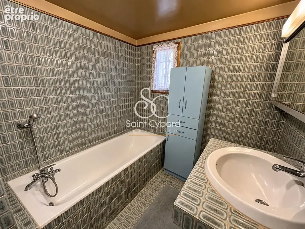 Maison familiale de 204 m2 sur la commune de Garat - photo 15