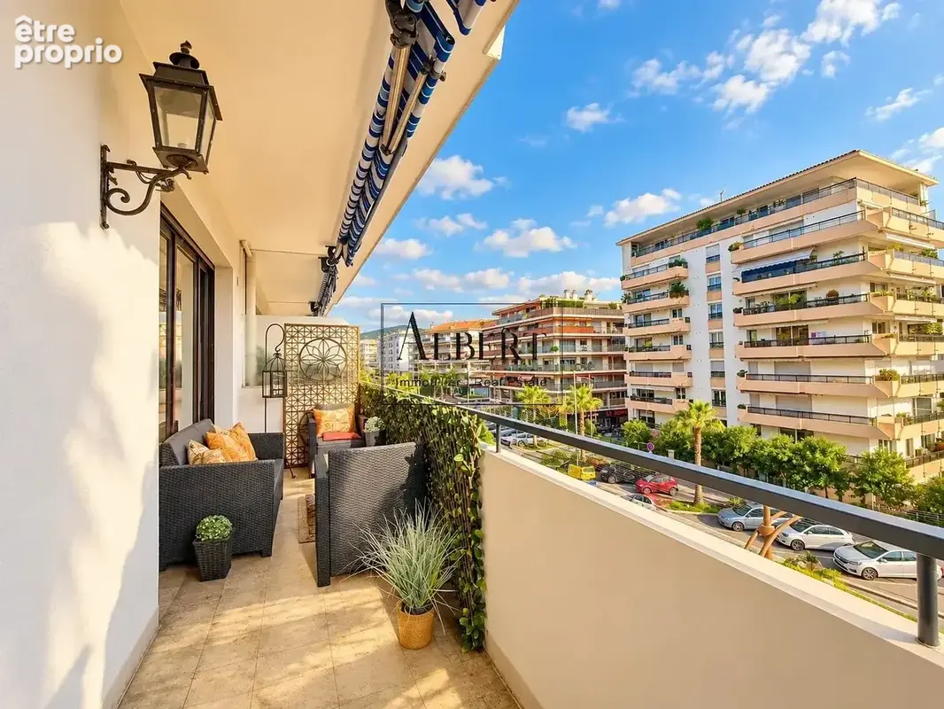 Le cannet frontière cannes – grand 2/3 pièces – deux terrasses – vue dégagée - photo 2