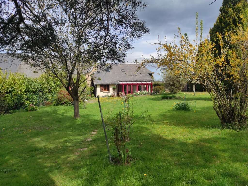 Maison à ARLEUF