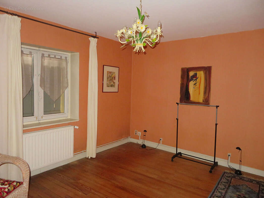 Maison à VIC-EN-BIGORRE