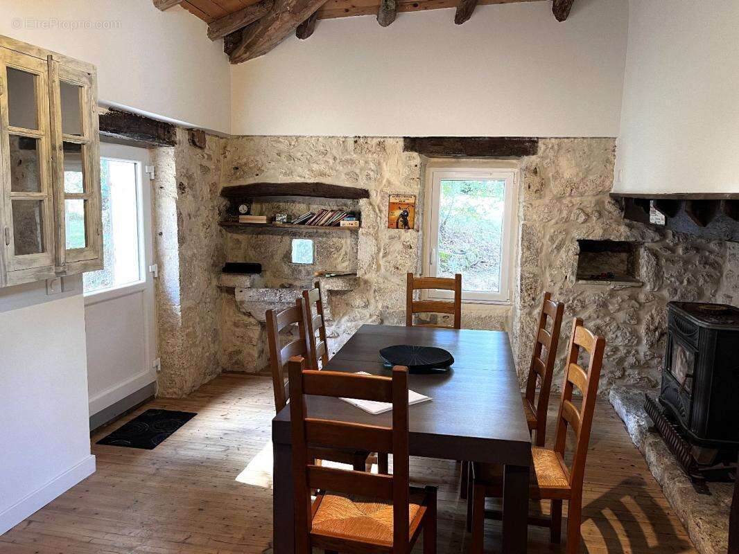 Maison à BOURG-DE-VISA