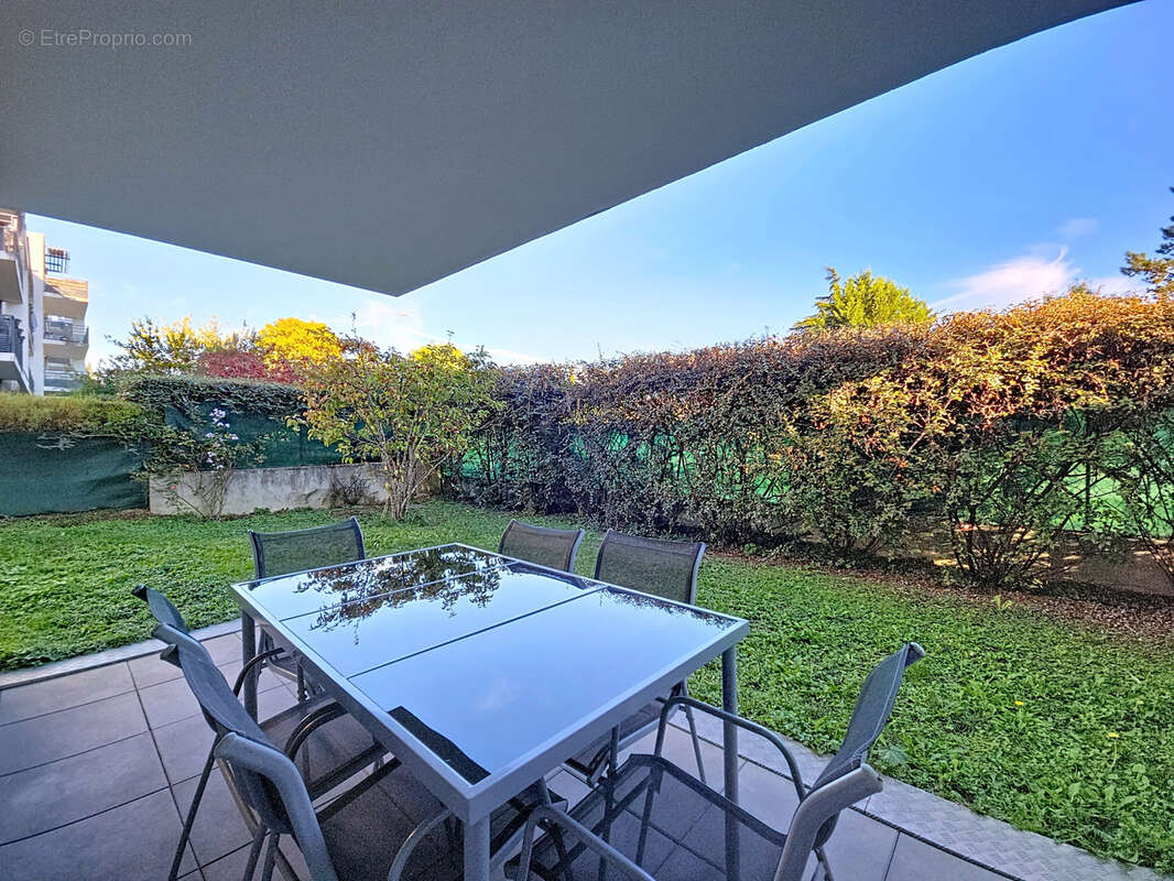 Appartement à MEYLAN