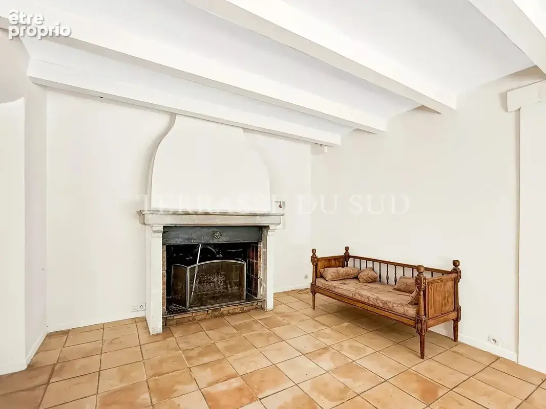 Vente Maison 10 Pièces de 229 m2 sur Parcelle de 2 558 m2 avec Terrasses, Piscine, Garages, au Calme Absolu - Puyricard - Aix en - photo 9