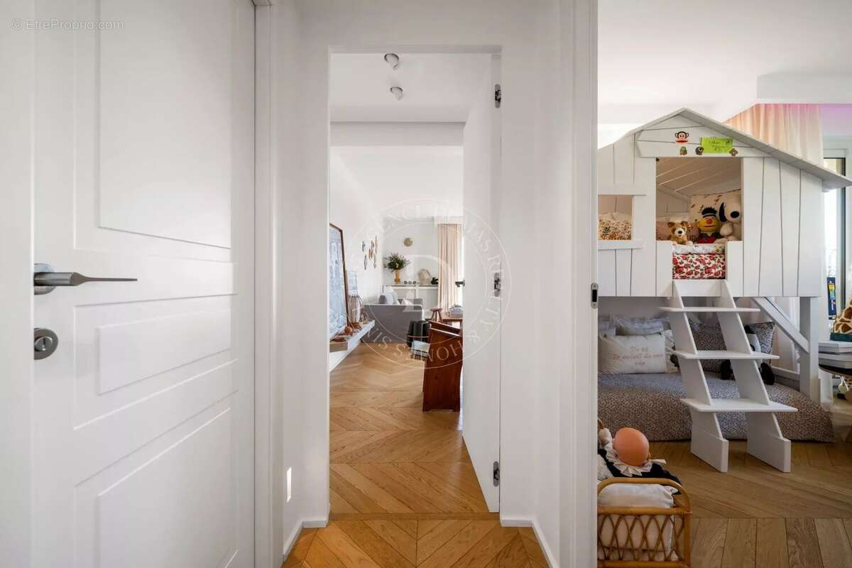 Appartement à BEAULIEU-SUR-MER