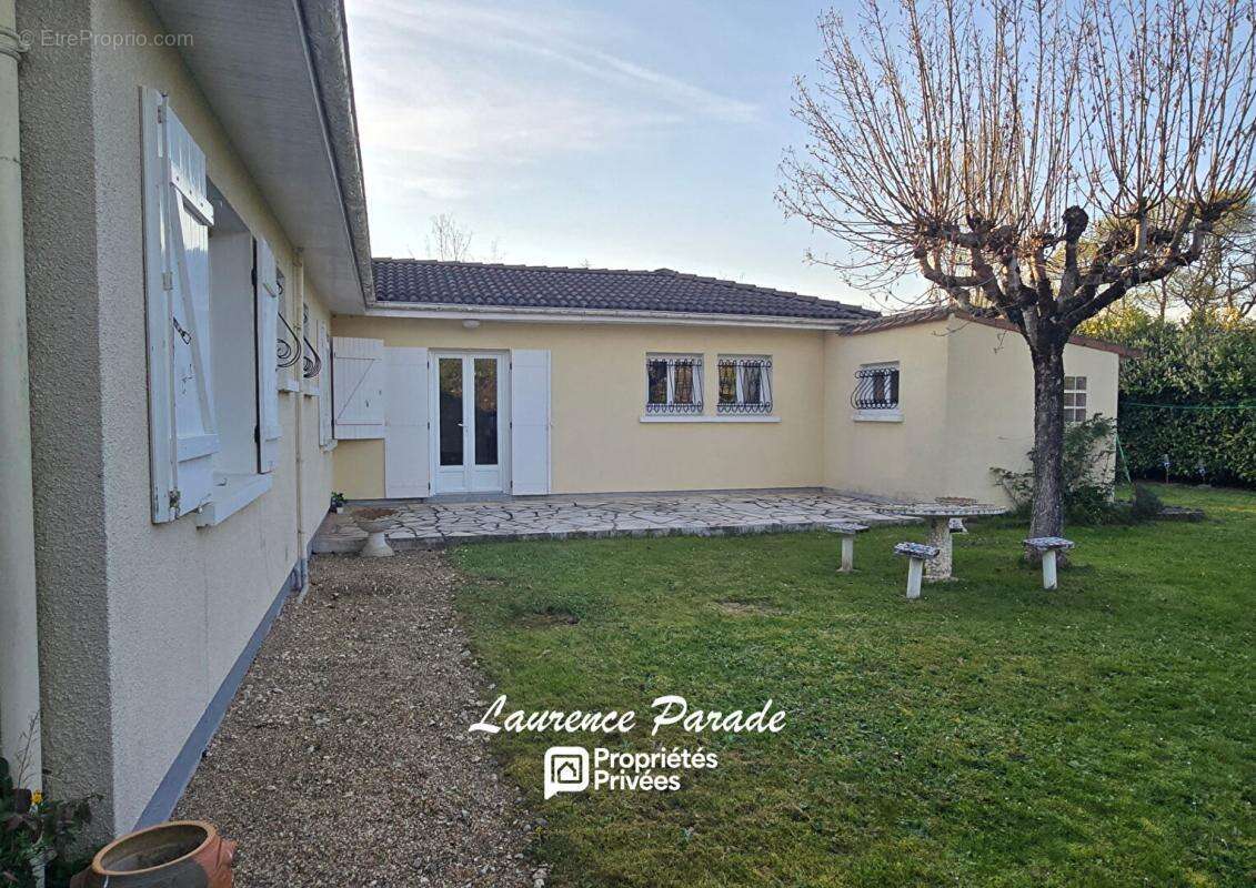 Maison à MONTPON-MENESTEROL