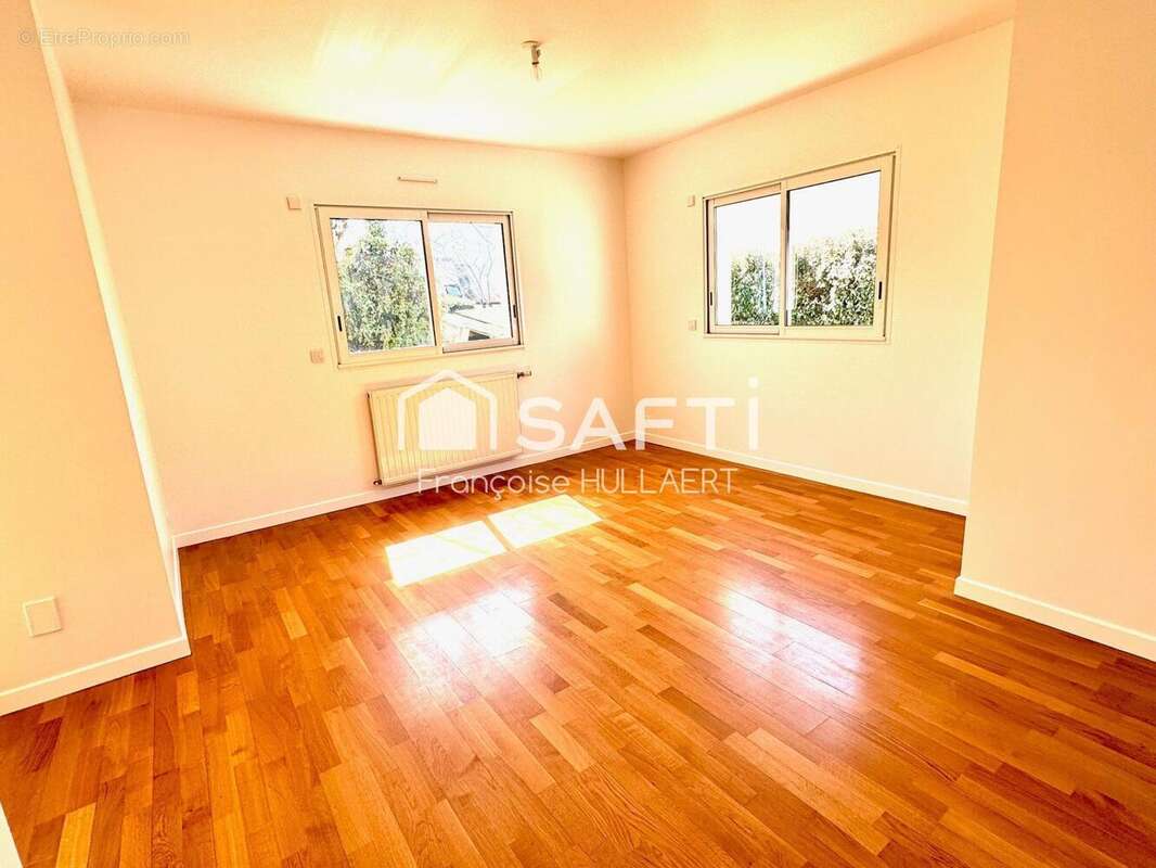 Photo 7 - Maison à SAINT-AVE