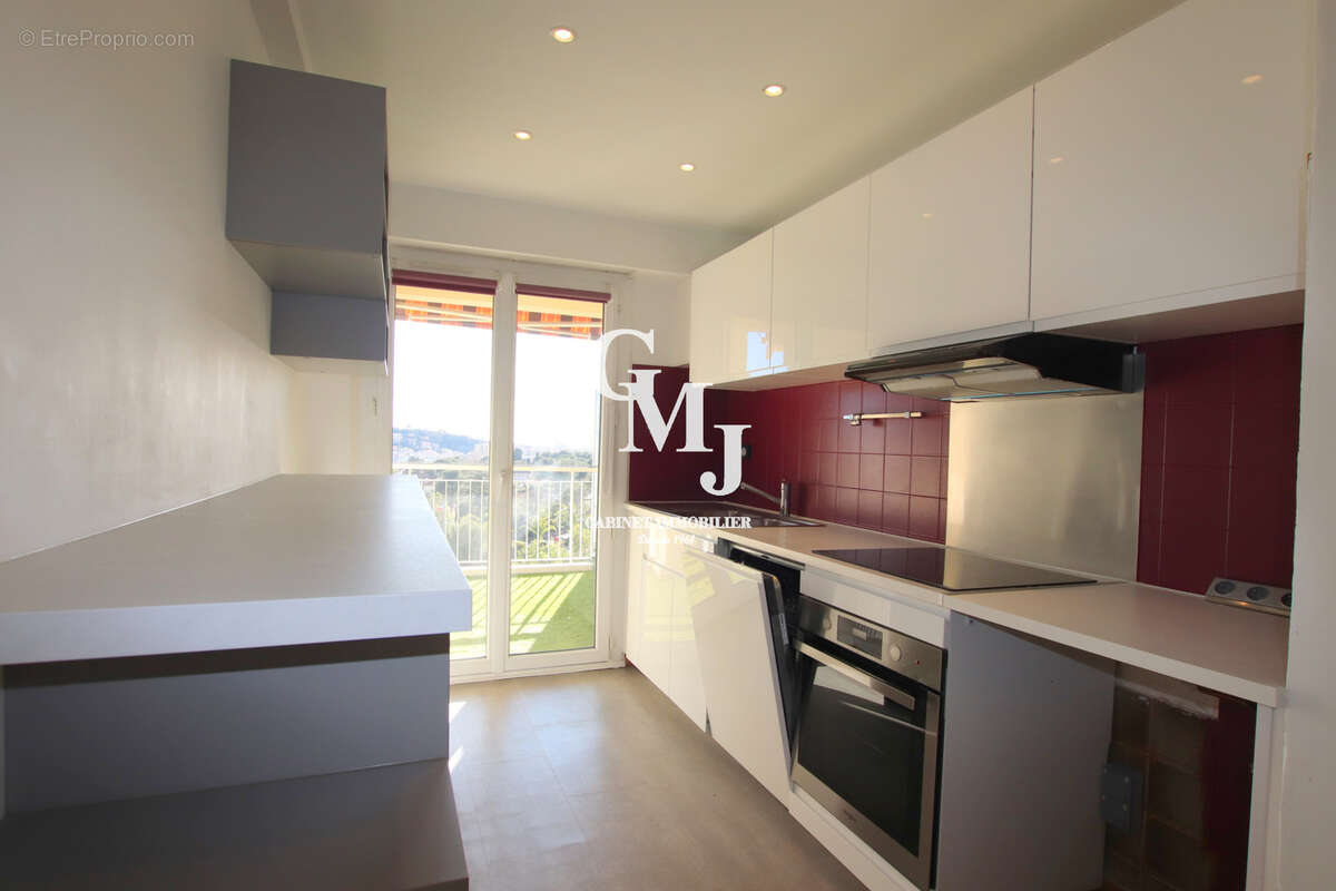 Appartement à SAINT-RAPHAEL