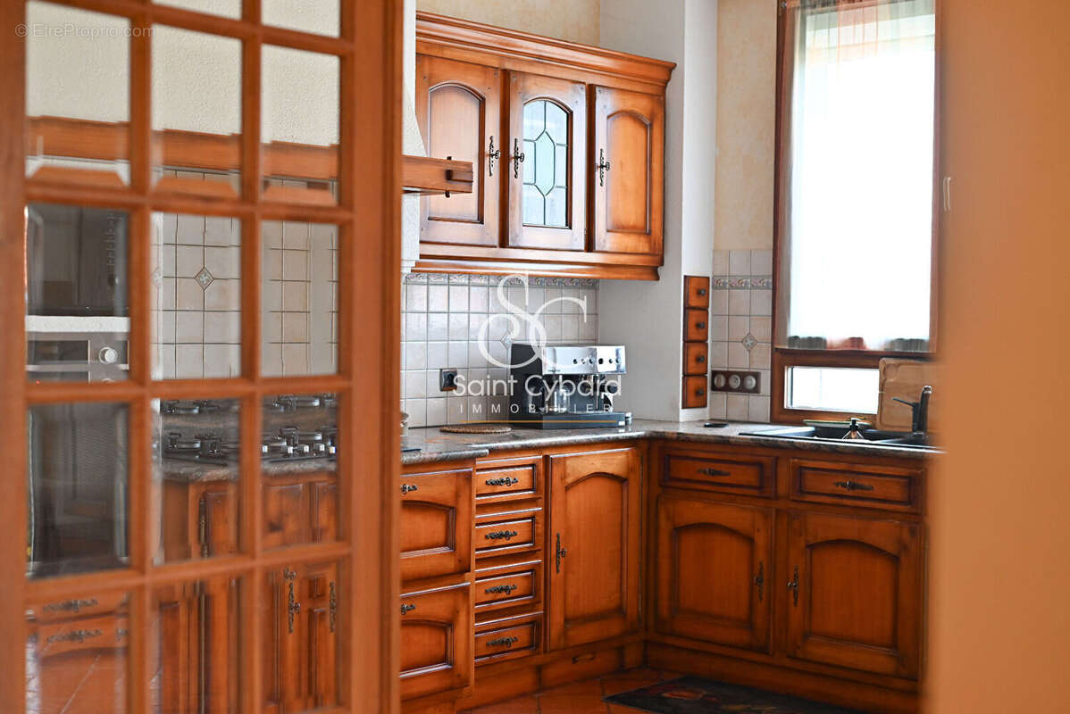 Maison à L'ISLE-D'ESPAGNAC