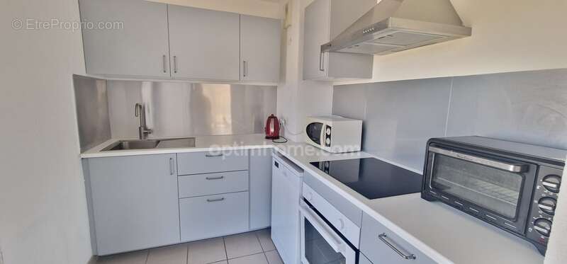 Appartement à CHATEAUNEUF-LES-MARTIGUES