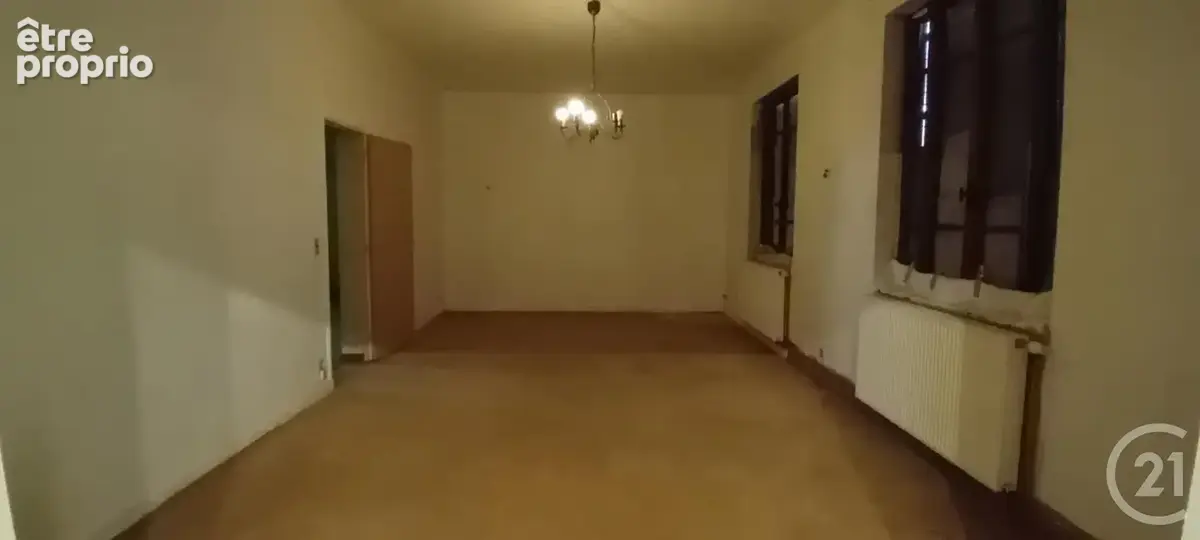 Maison 10 pièces 217 m² à vendre à Villers-Carbonnel (80200) - photo 4