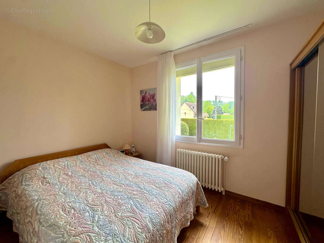 Maison à SAINT-MARCEL