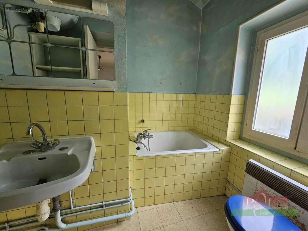 Appartement à PONT-EVEQUE