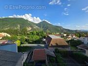 Appartement à VEYNES