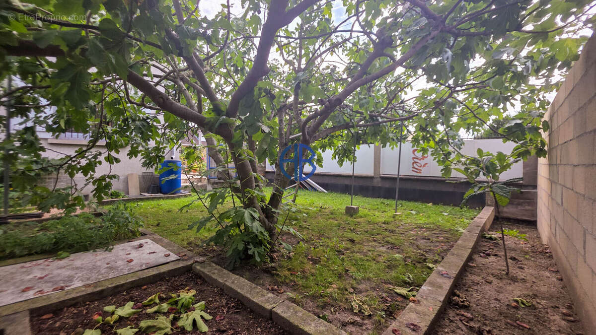 Maison à AULNAY-SOUS-BOIS