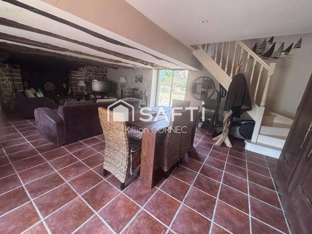 Maison 104 m² à Baud  - photo 6