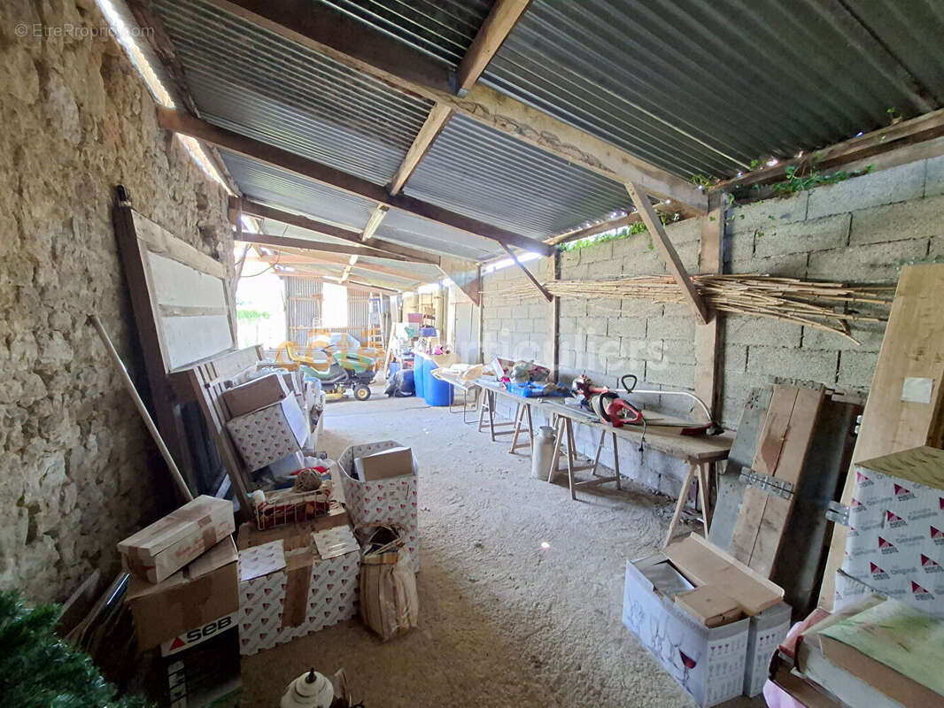 Maison en Pierres  à rénover - Fort potentiel La Colombe 4 pièce(s) 80 m2 - photo 14