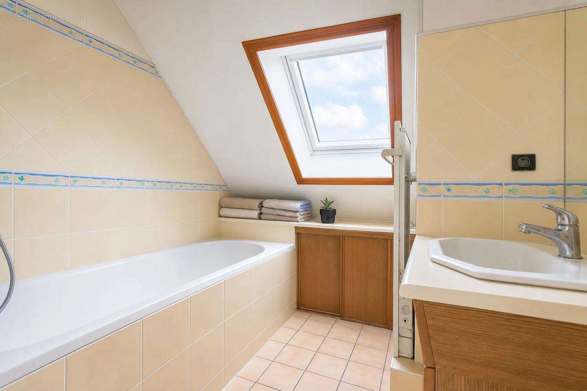 Appartement 3 pièces de 71 m² à Saulx-les-Chartreux - photo 9