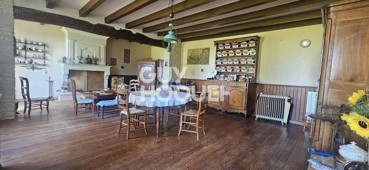 Maison à SURGERES