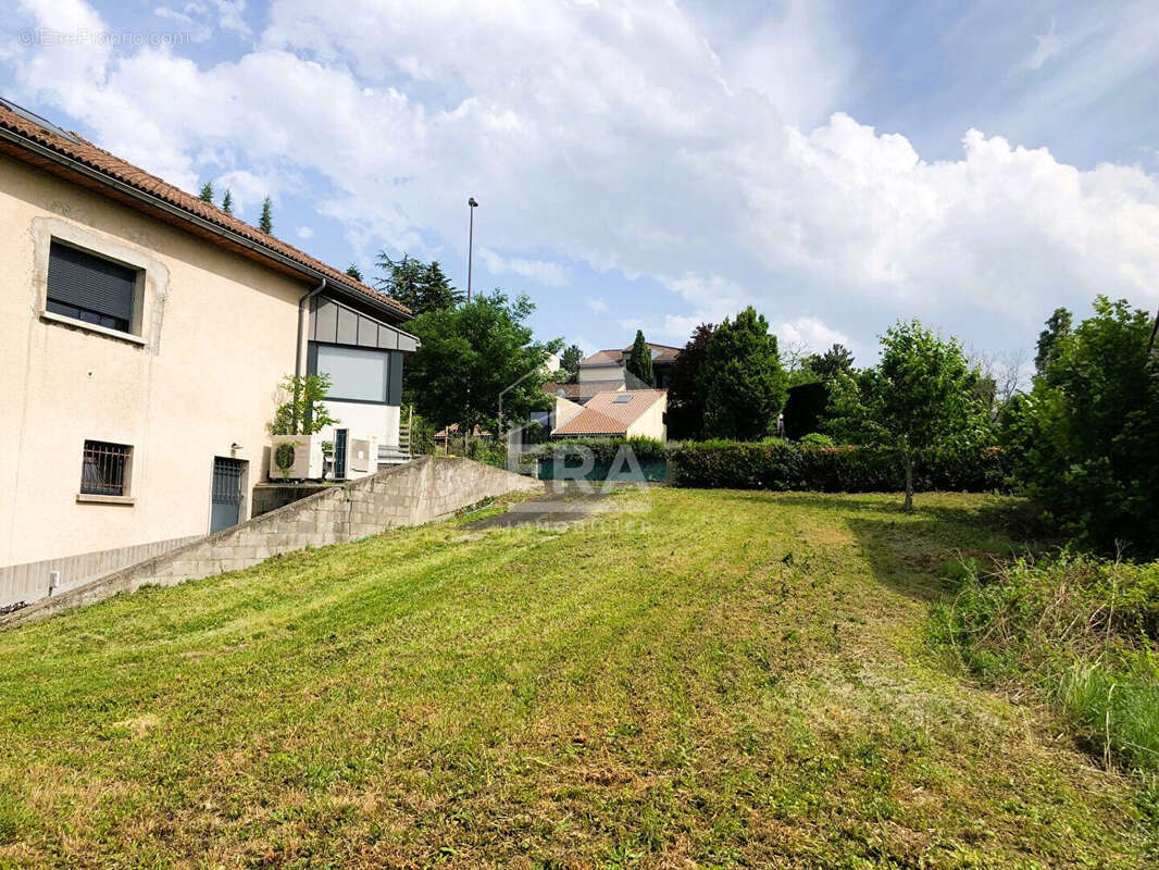 Terrain à CLERMONT-FERRAND