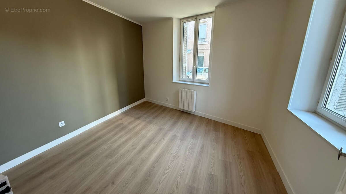 Appartement à ROMANS-SUR-ISERE