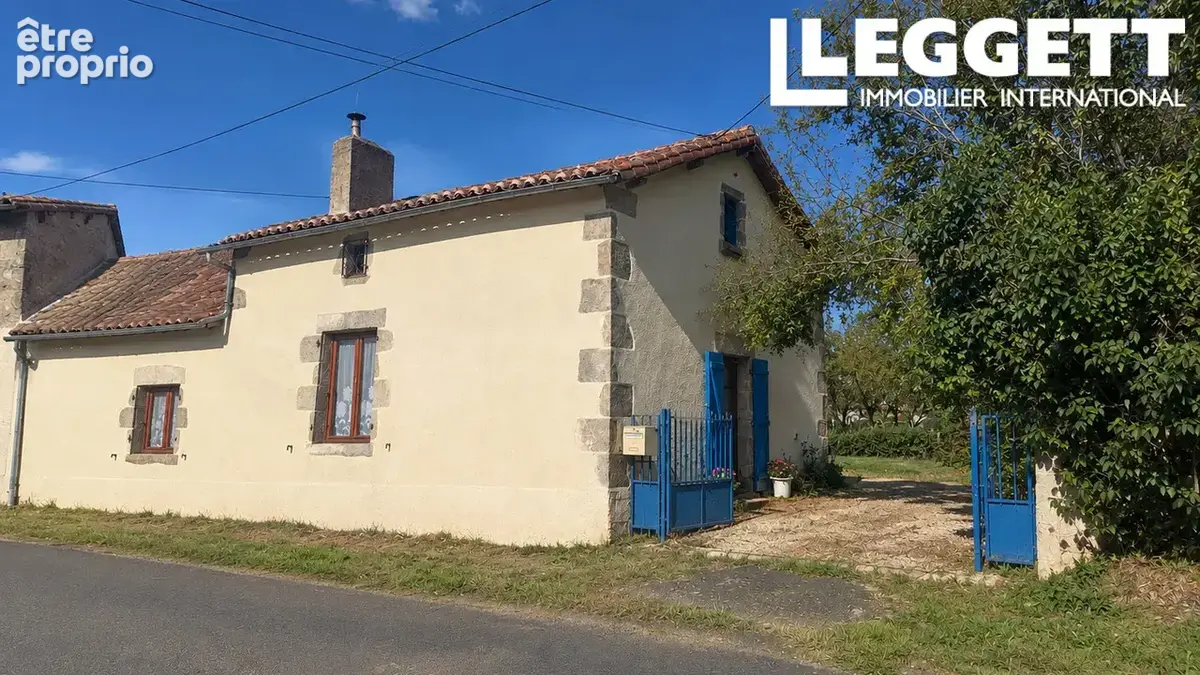 Maison à MENIGOUTE
