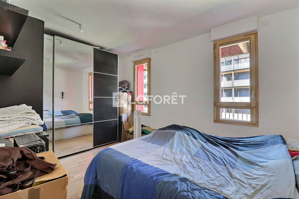 Appartement à L'ILE-SAINT-DENIS