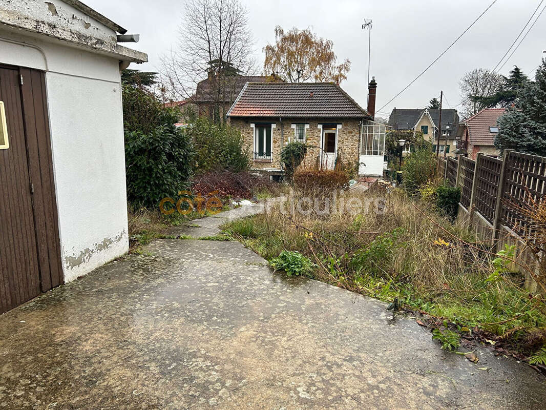 Maison à VILLENEUVE-LE-ROI