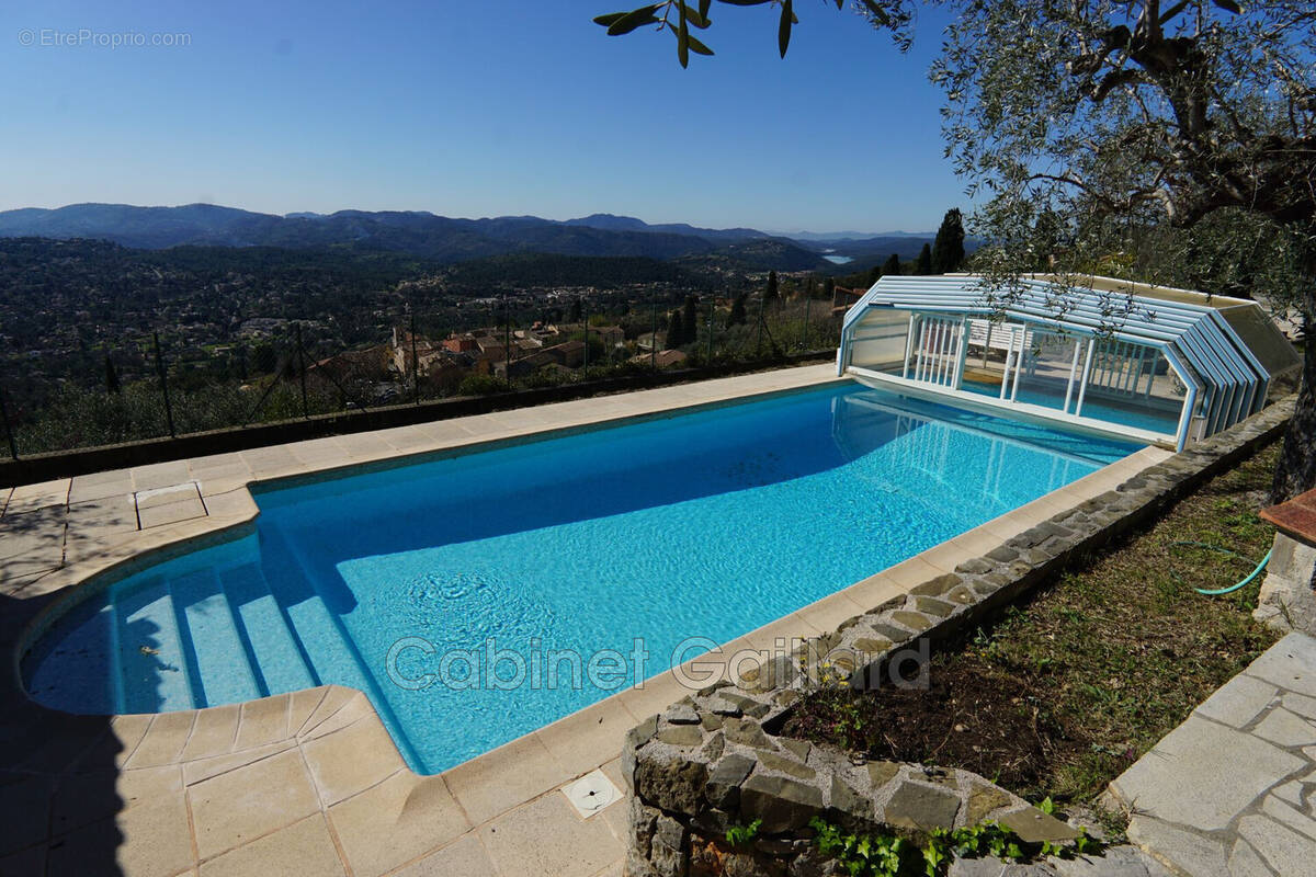 Maison 220 m² à Speracedes  - photo 2