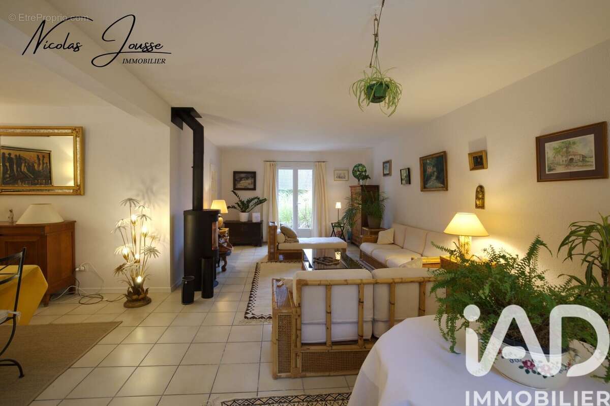 Photo 2 - Maison à ECHENEVEX