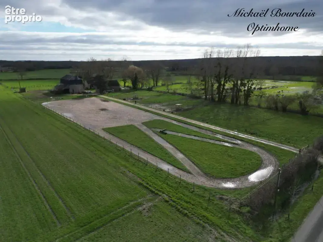 Maison de Maître XIXe – 220 m² – 1,6 ha – Dépendances & Installations Équestres – Environnement Préservé - photo 3