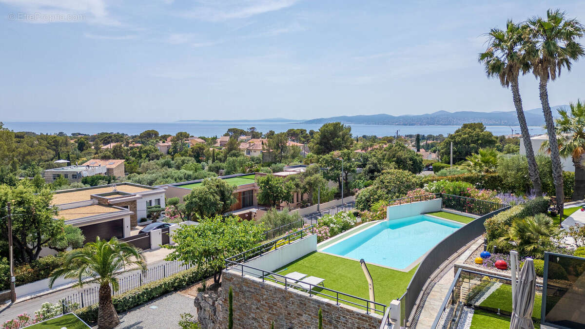 Appartement à SAINT-RAPHAEL