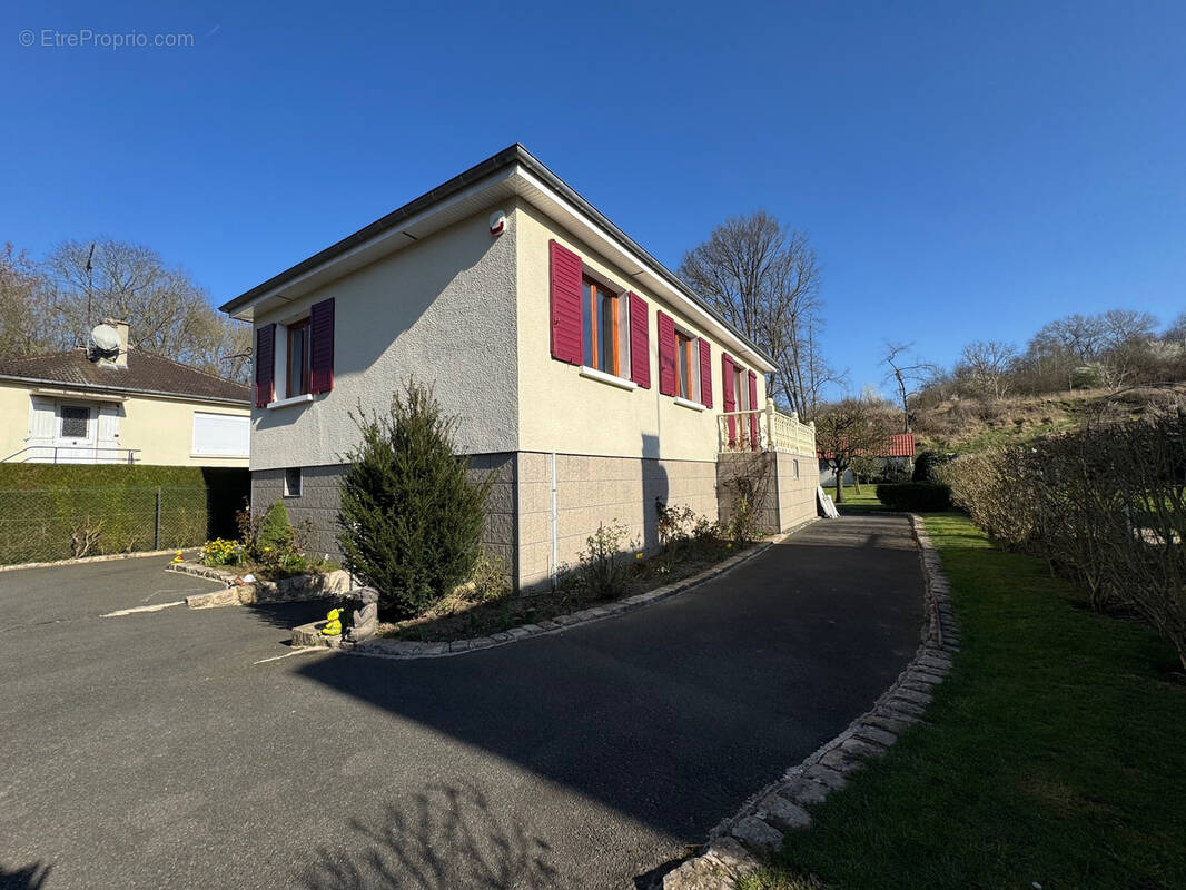 Maison à MORTEFONTAINE