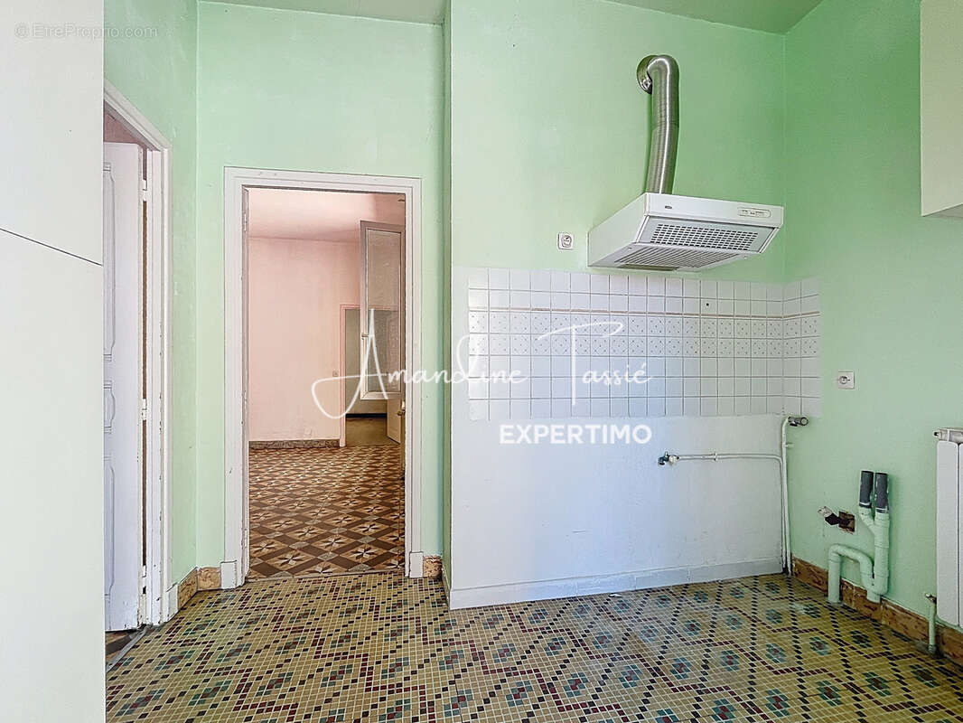 Immeuble de rapport, 3 appartements et sa maison   Centre-ville de Millau - photo 29