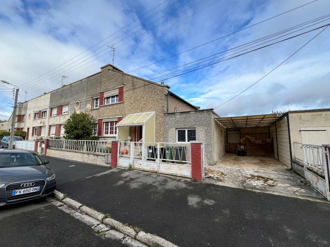 Maison à TERGNIER