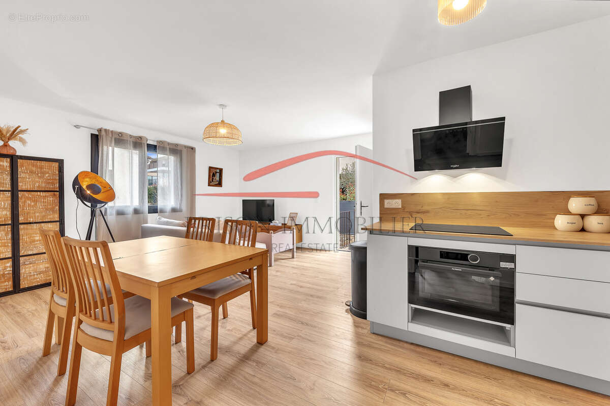 Maison à LA COLLE-SUR-LOUP