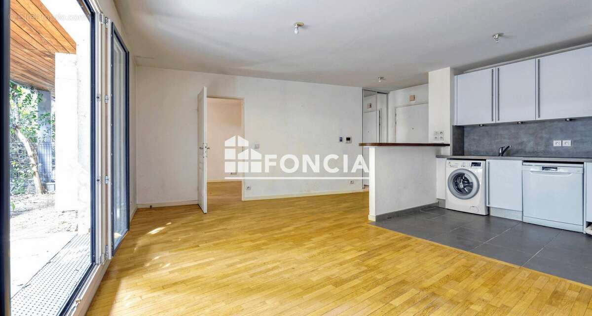 Appartement à ISSY-LES-MOULINEAUX