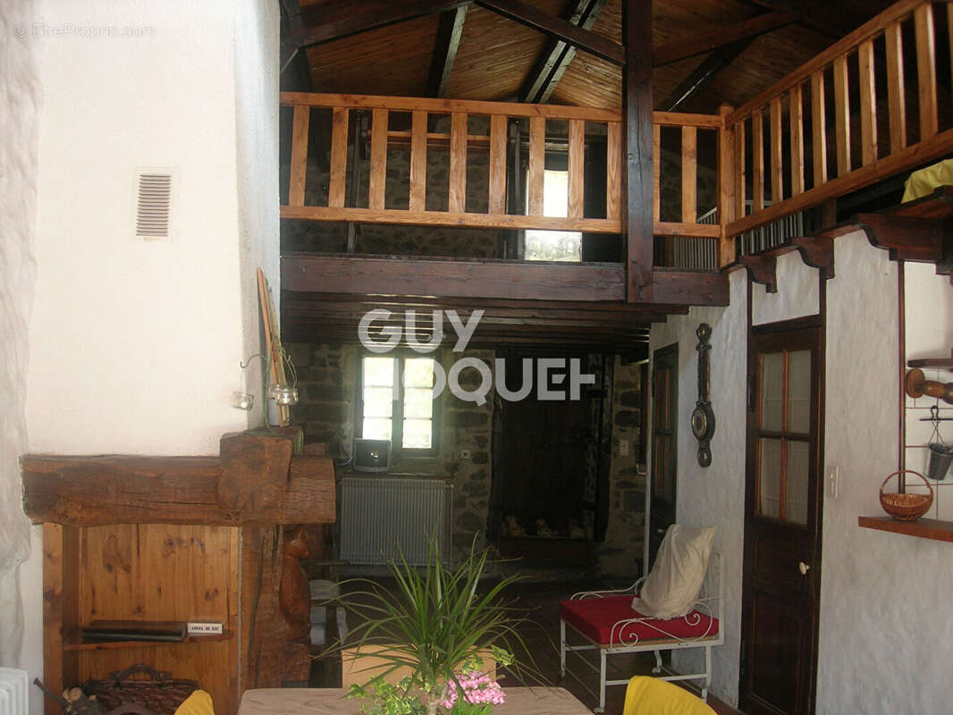 Maison à CHANTEUGES