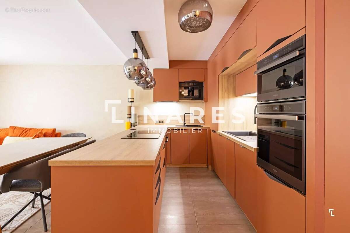 Appartement à MARSEILLE-8E