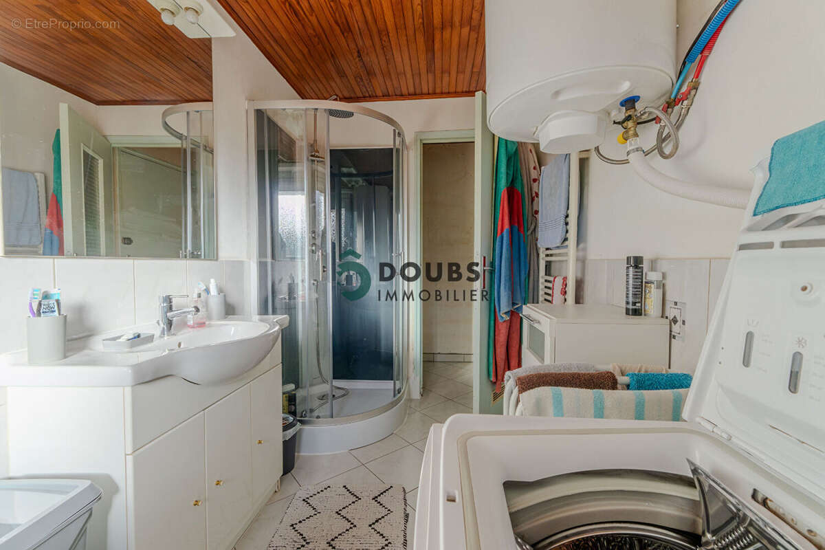 Appartement à VERCEL-VILLEDIEU-LE-CAMP