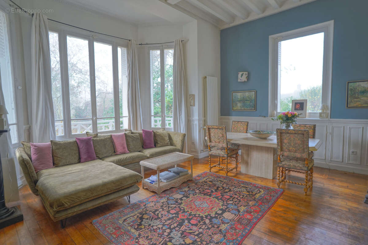 Maison à BOURRON-MARLOTTE